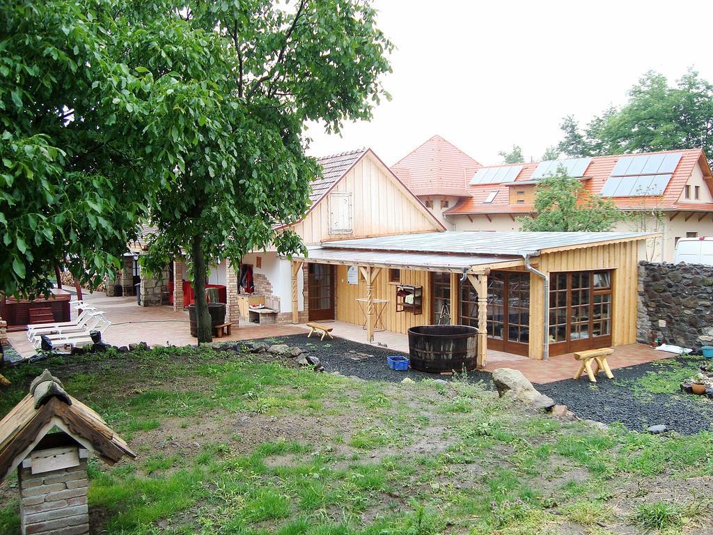 Edes Otthon Vendeghaz Hotel Nagyborzsony Ngoại thất bức ảnh